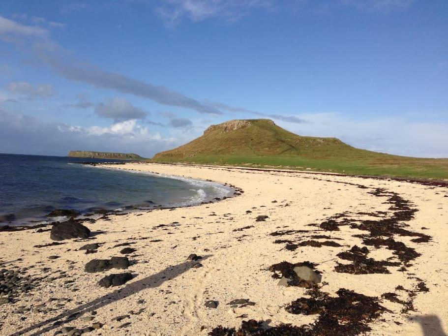 Dunmara: Self Catering Cottage On The Isle Of Skye บรอดฟอร์ด ภายนอก รูปภาพ