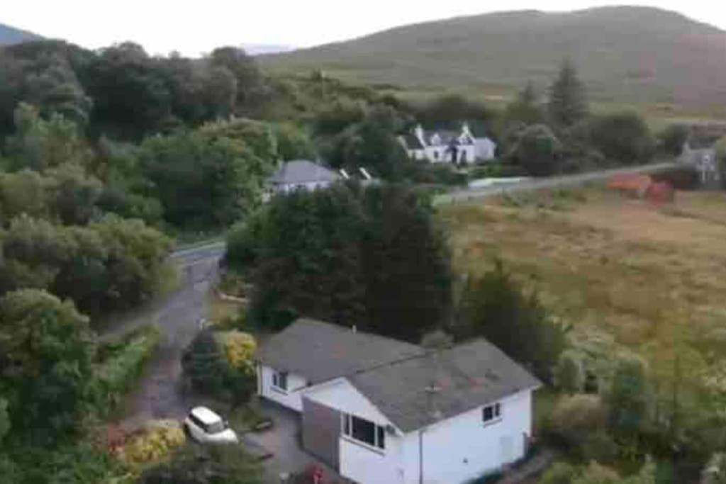 Dunmara: Self Catering Cottage On The Isle Of Skye บรอดฟอร์ด ภายนอก รูปภาพ